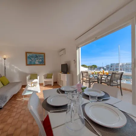 Apartment Les Regates By Interhome *