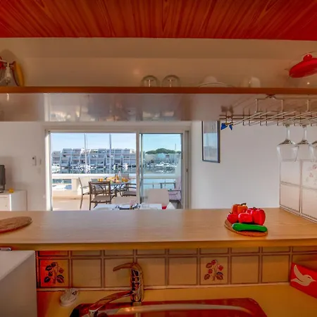 Apartment Les Regates By Interhome Le Grau-du-Roi